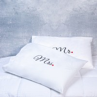 Σετ Μαξιλαροθήκες με Κέντημα Mr & Mrs